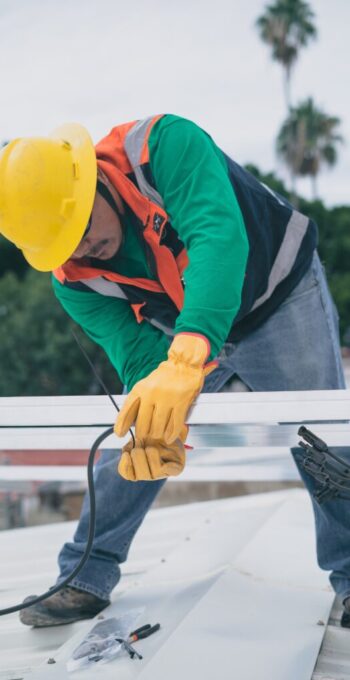 Electric Service Contractors / Licensed Electrical Workers (LEWs)